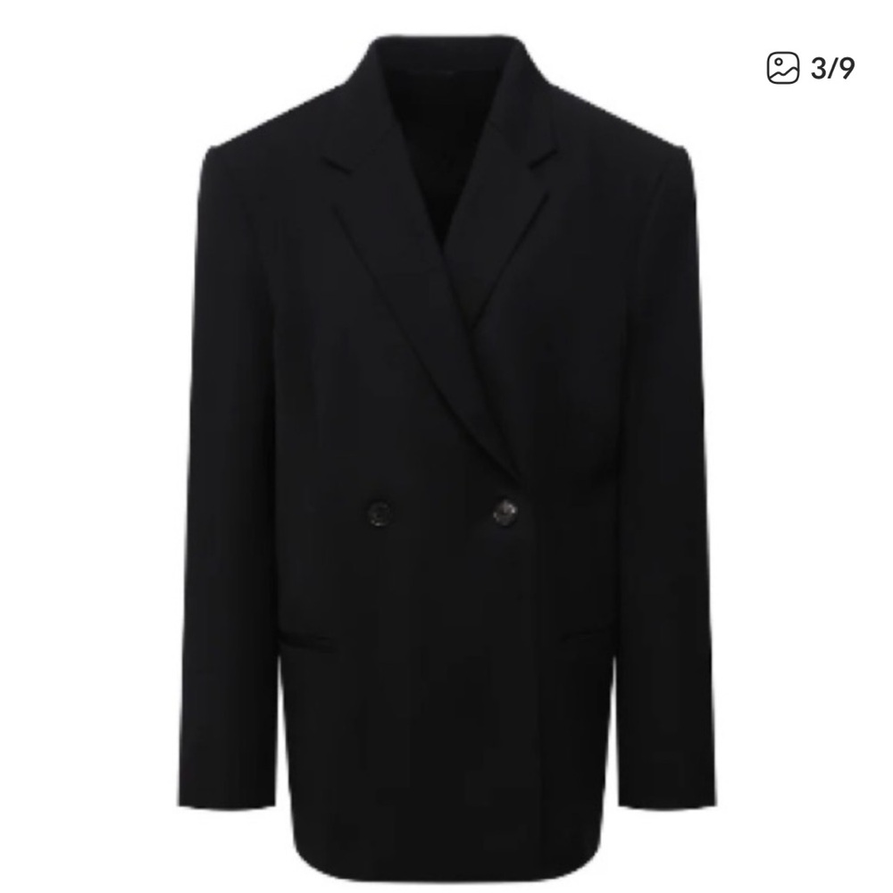 Brand New- Toteme Black Wool Blazer with Structured Shoulders